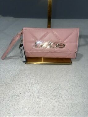 Bebe Gia Trifold Wristlet in Blush Pink NWT